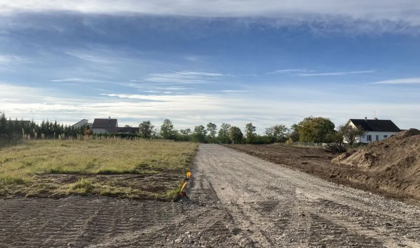 Terrain à bâtir de 700 m² à AVERMES (03)